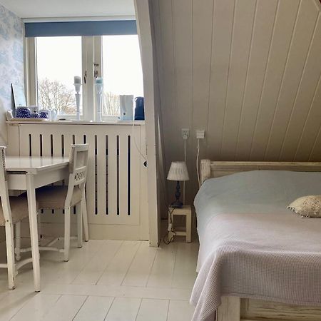 ワーゲニンゲン 'T Heerenhuys Bed & Breakfast エクステリア 写真